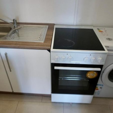 Alster Hamburg - Saniertes Und Mobliertes Apartment Mit Bad Und Kuche 외부 사진